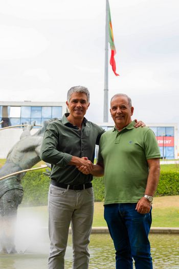 PAULO ESTEVES FERREIRA E MANUEL AUGUSTO DIAS