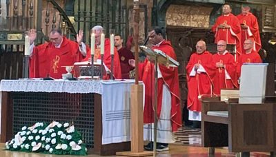 PADRE DOMINGOS AREAIS CELEBROU A EUCARISTIA EM SANTIAGO DE COMPOSTELA
