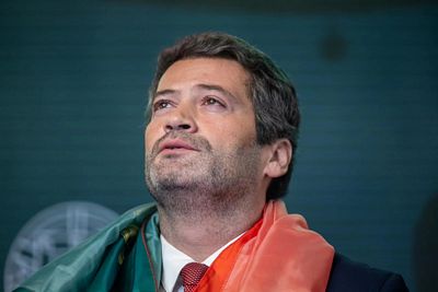 VENTURA RECONHECEU A DERROTA MAS ASSEGURA ESTAR NO CAMINHO CERTO PARA GOVERNAR O PA�S