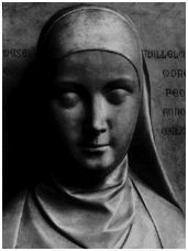 REPRODUÇÃO DA ESCULTURA GÓTICA DE ERMESINDA DE CARCASSONNE, DE GUILLEM MORELL (1385)
