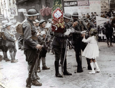 AMIGÁVEL RECEÇÃO EM LONDRES ÀS TROPAS PORTUGUESAS (29 DE JULHO DE 1919)