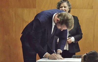 MIGUEL DE OLIVEIRA TOMA POSSE COMO PRESIDENTE DA JUNTA